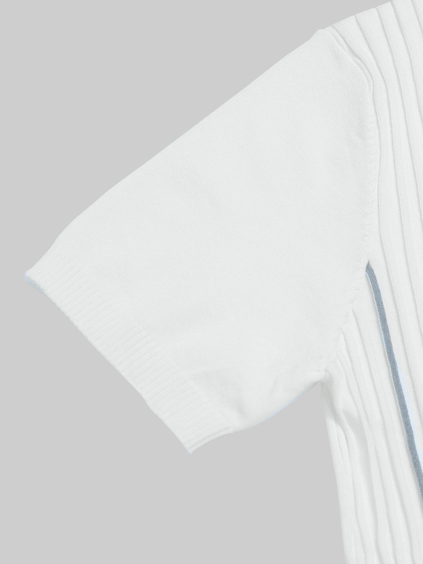 Vertical Stripe Flat-Knit Polo - White - ENGYNE