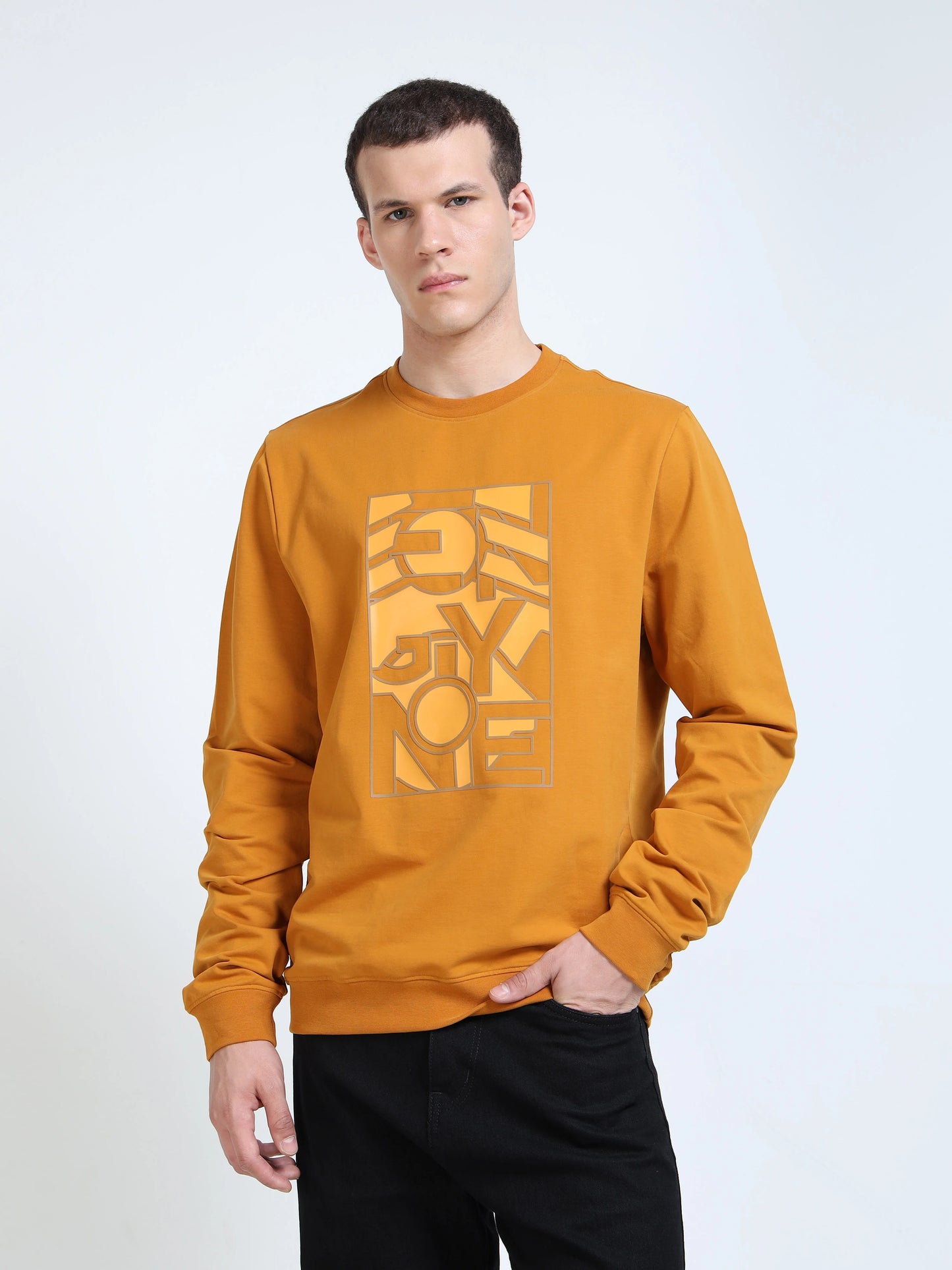 Engyne GeoGrid Logo Sweartshirt Mustard