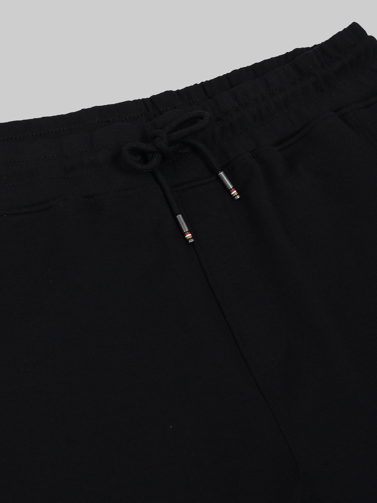 Engyne Cut & Sew Shorts – Signature Flag & Pin Tuck Finish Black - ENGYNE
