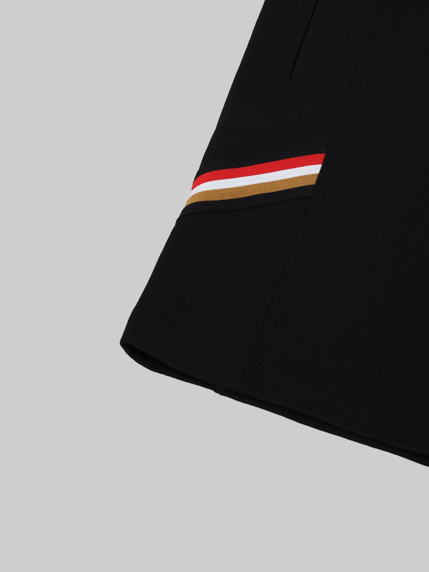 Engyne Cut & Sew Shorts – Signature Flag & Pin Tuck Finish Black - ENGYNE