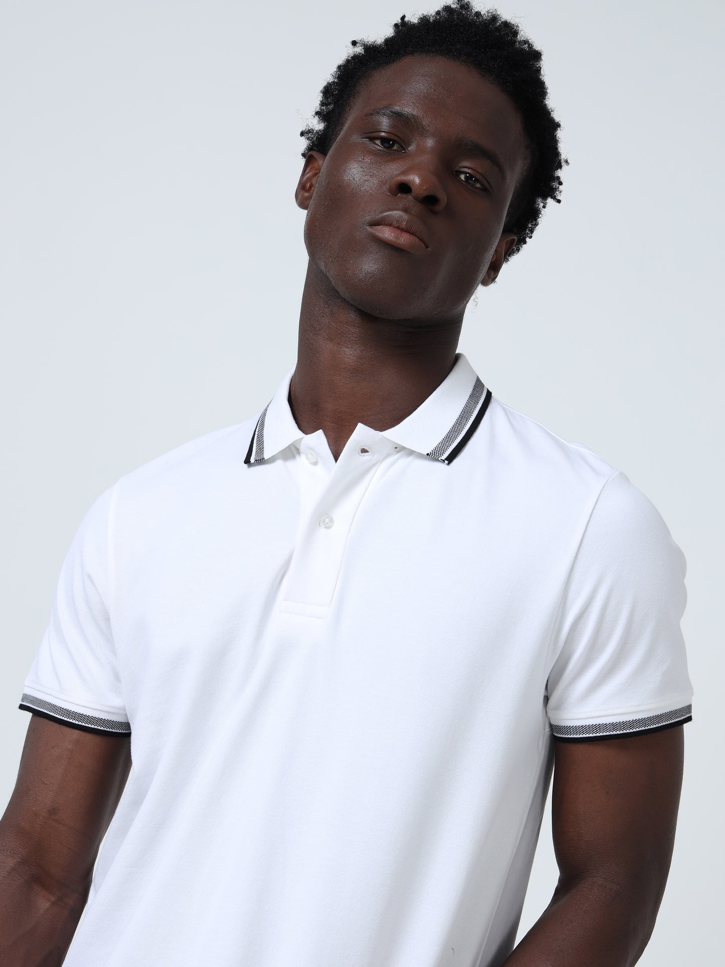 Contrast-Tipped Collar Textured White Polo T-Shirt