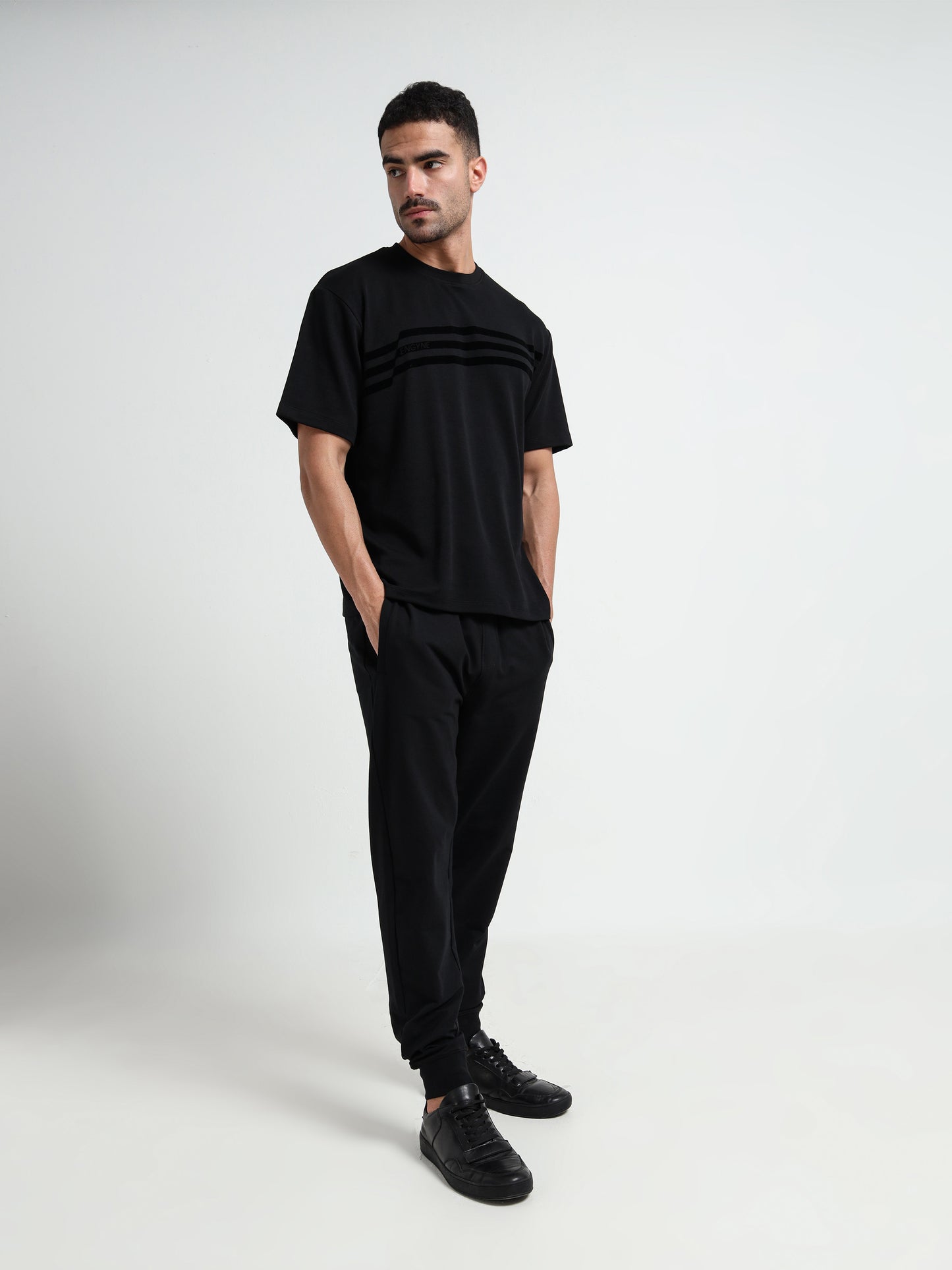 Rougen Lycra Men Black Joggers