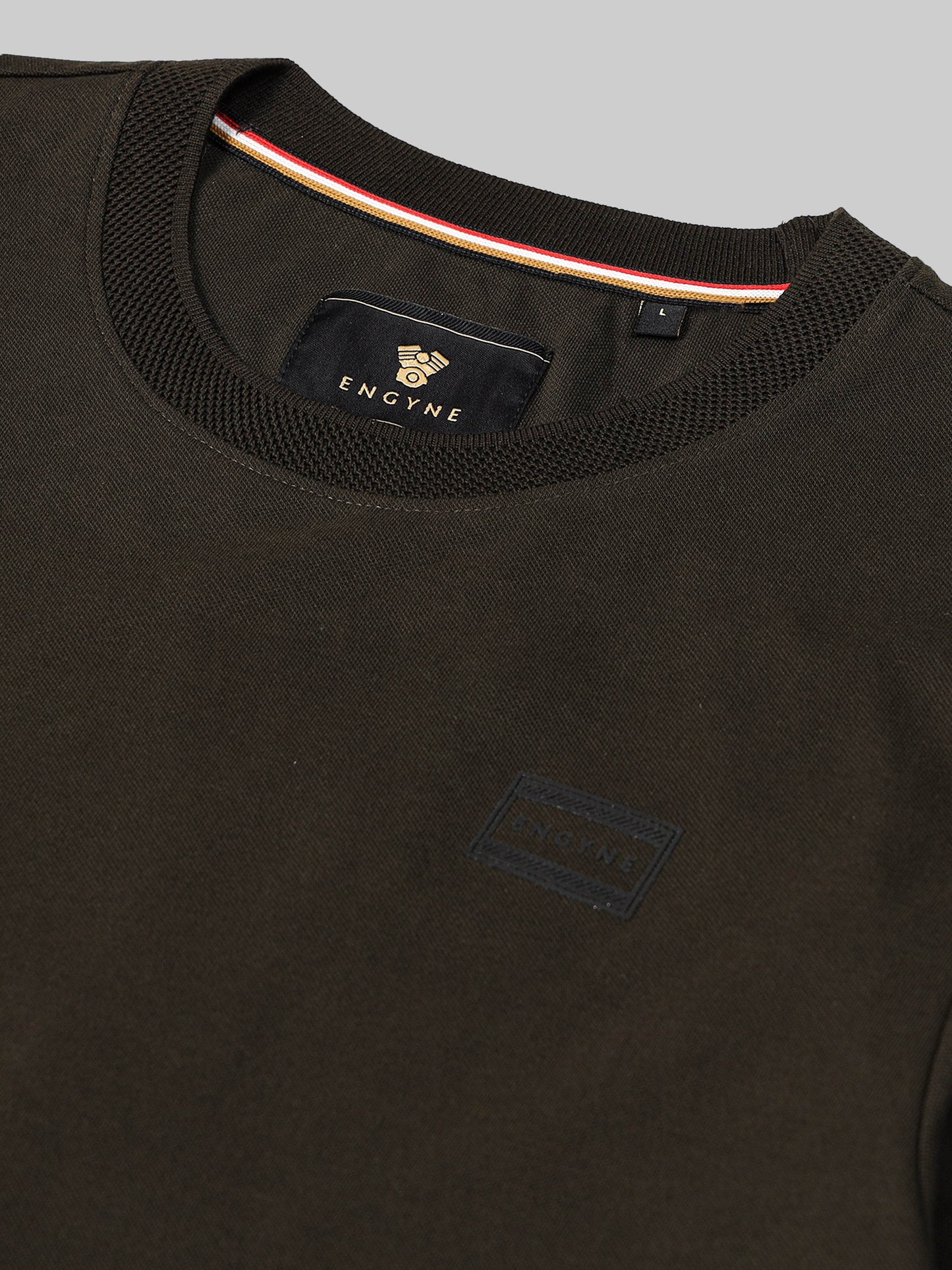 Supima Cotton Lycra Piqué with Enhanced Neck Rib and Flat-Knit Cuffs Olive T-shirt - ENGYNE