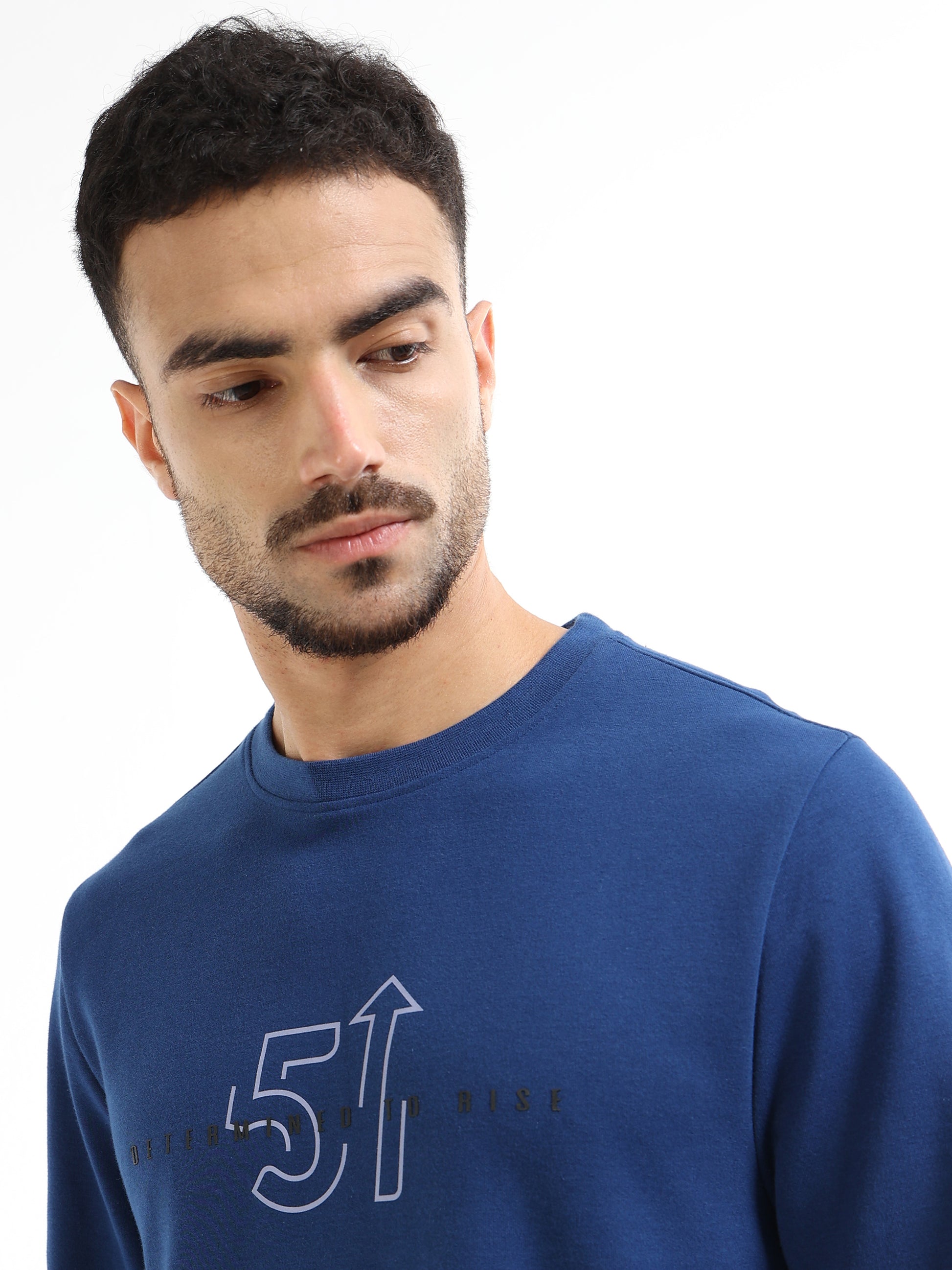Men’s navy blue sweatshirt