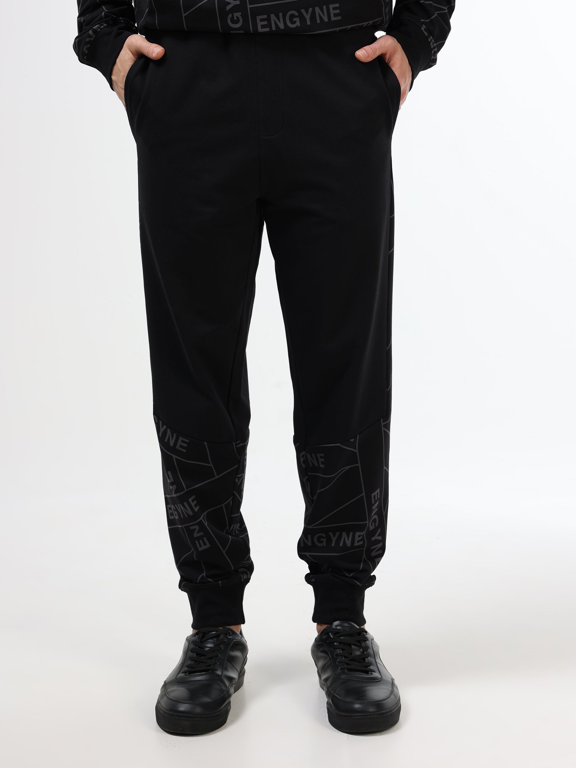 Men’s black joggers