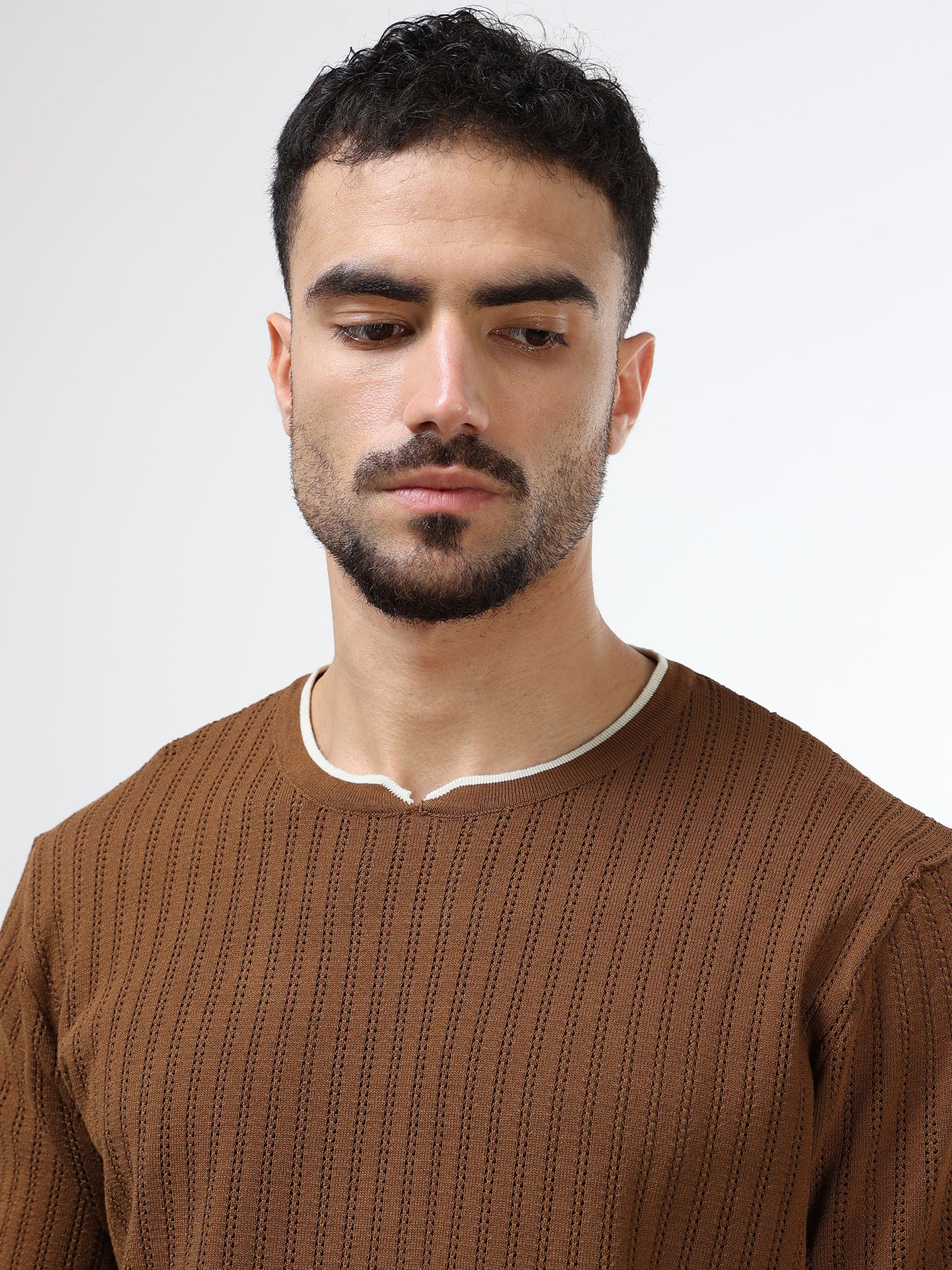 Men’s brown polo tshirt