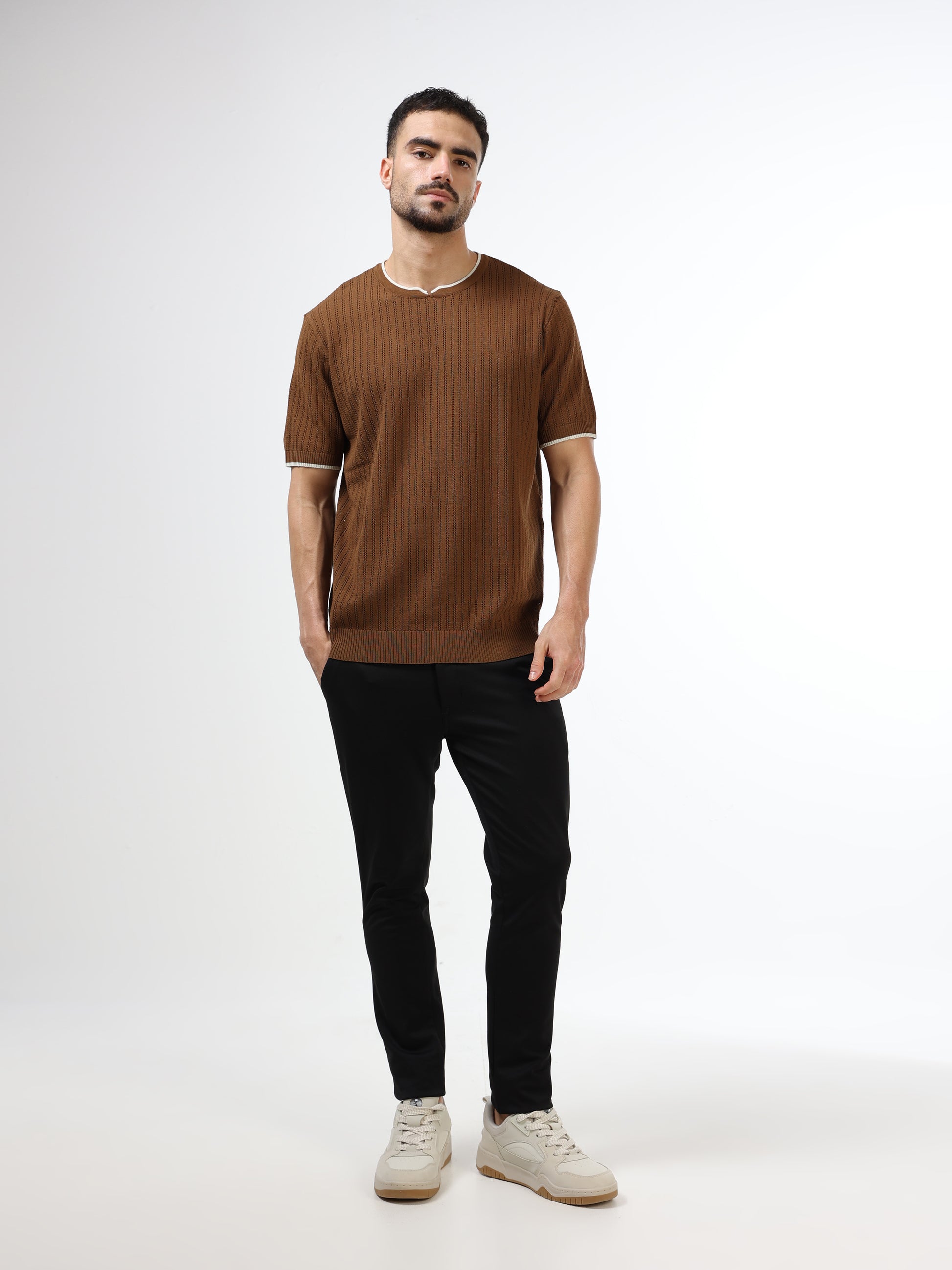 Men’s brown polo tshirt
