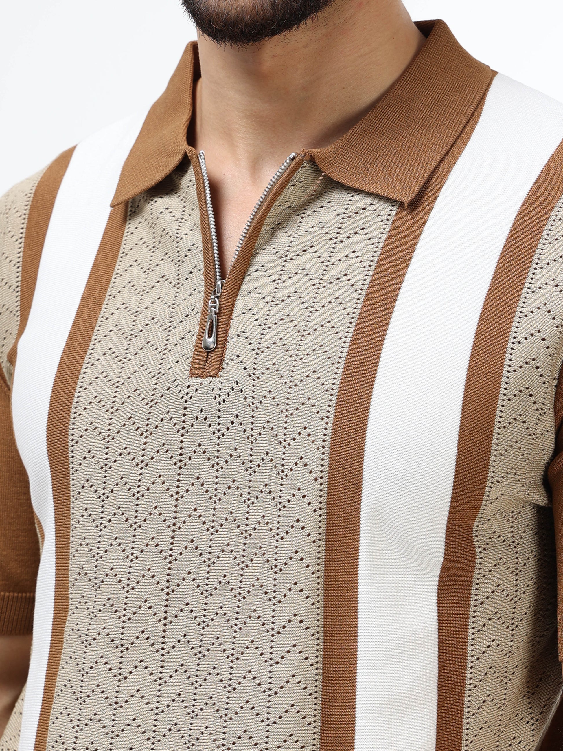 Men’s brown polo tshirt