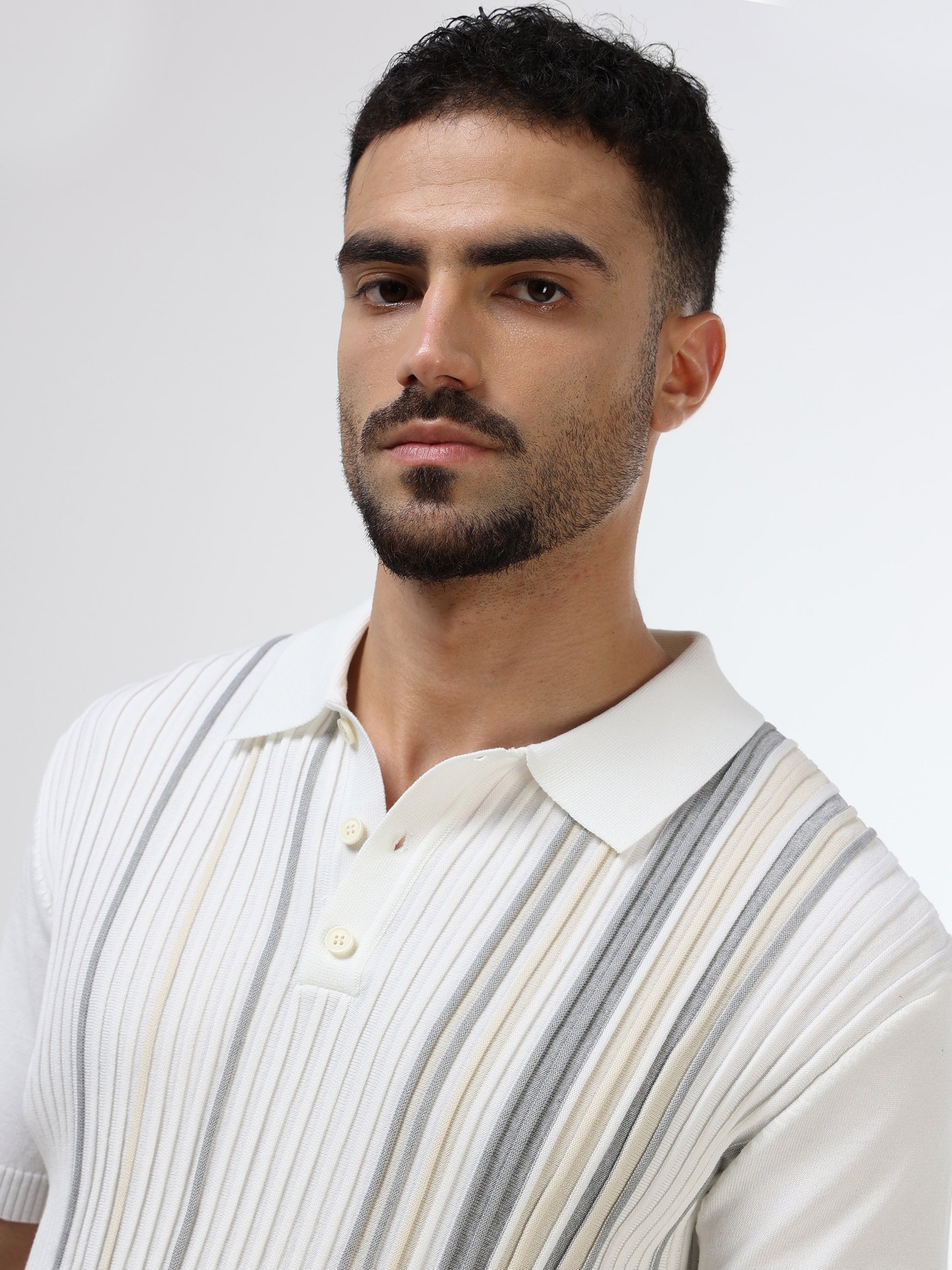 Men’s white polo tshirt