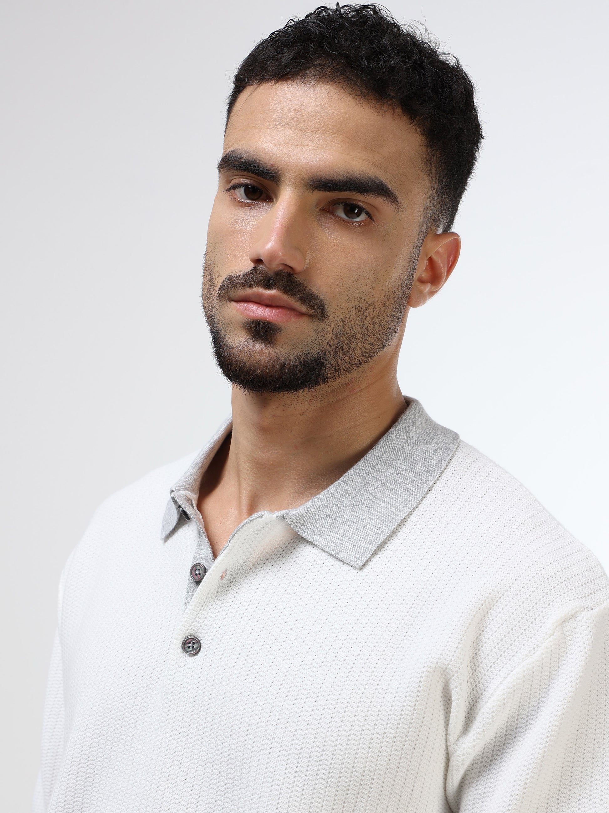 Men’s white knit polo tshirt