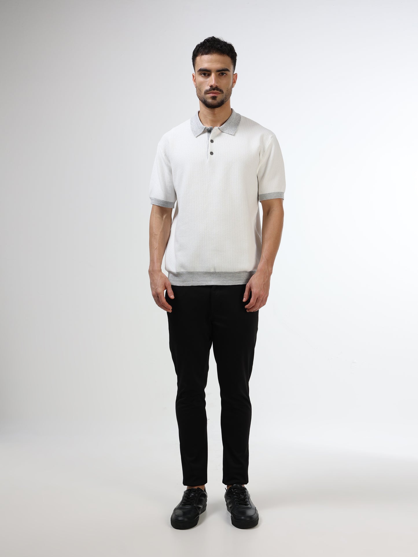 Men’s white knit polo tshirt