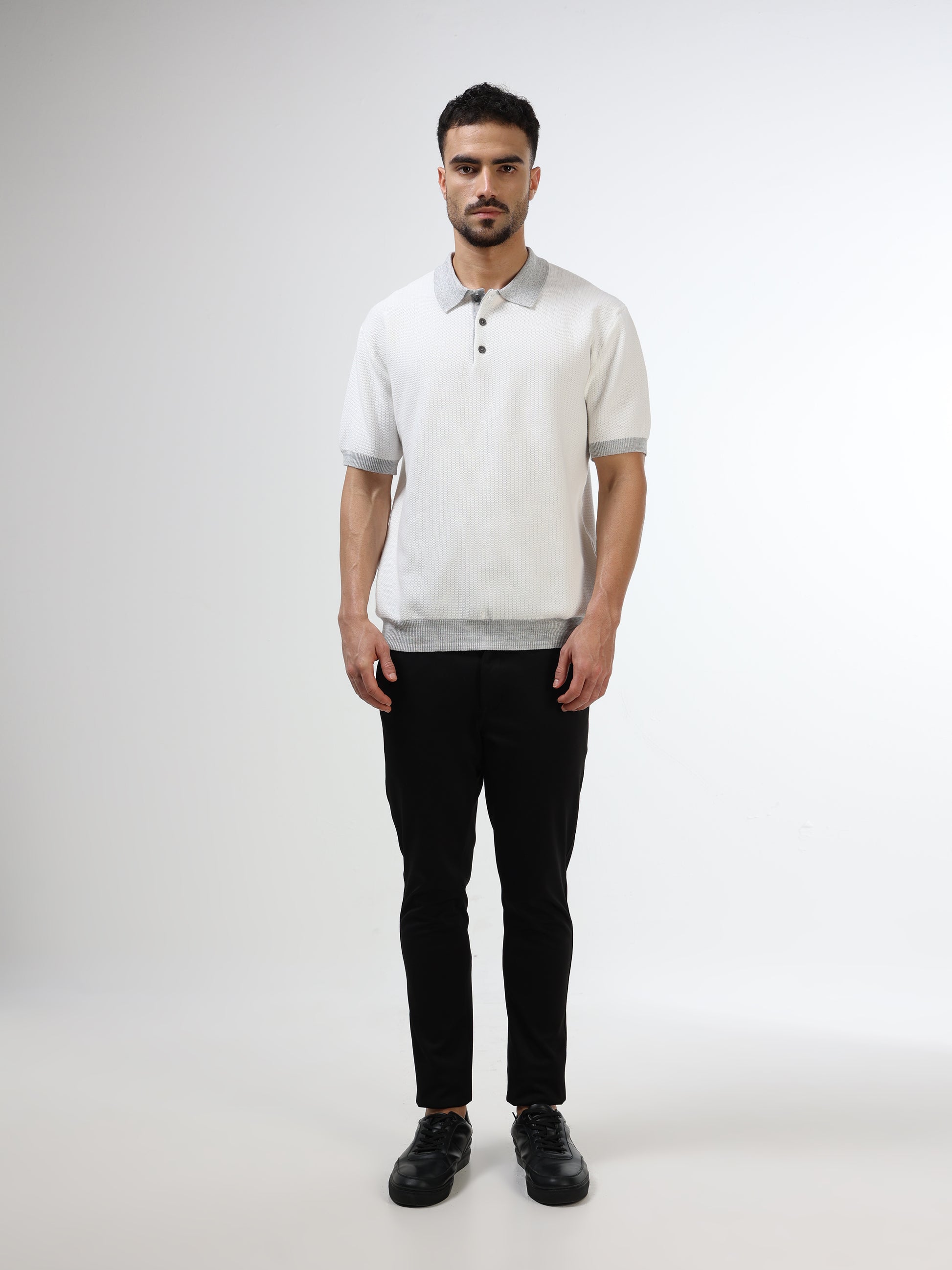Men’s white knit polo tshirt