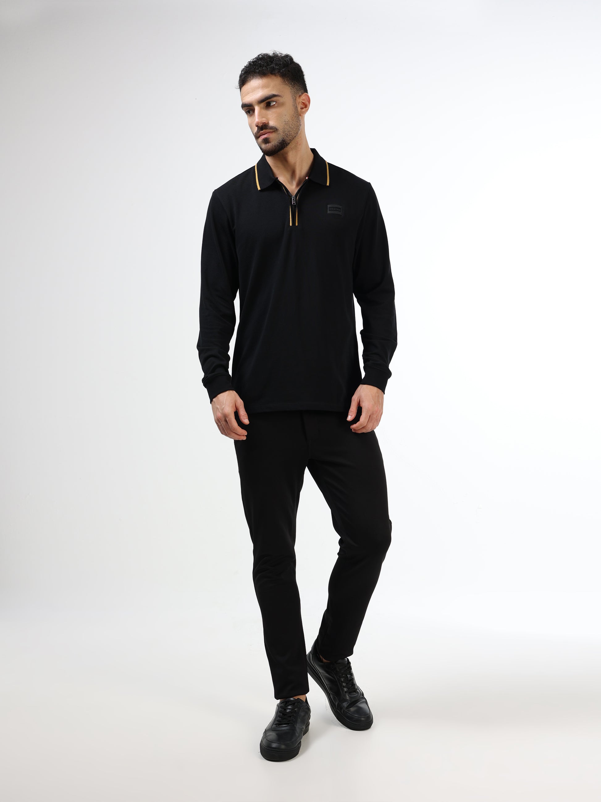 Men’s black polo t-shirt
