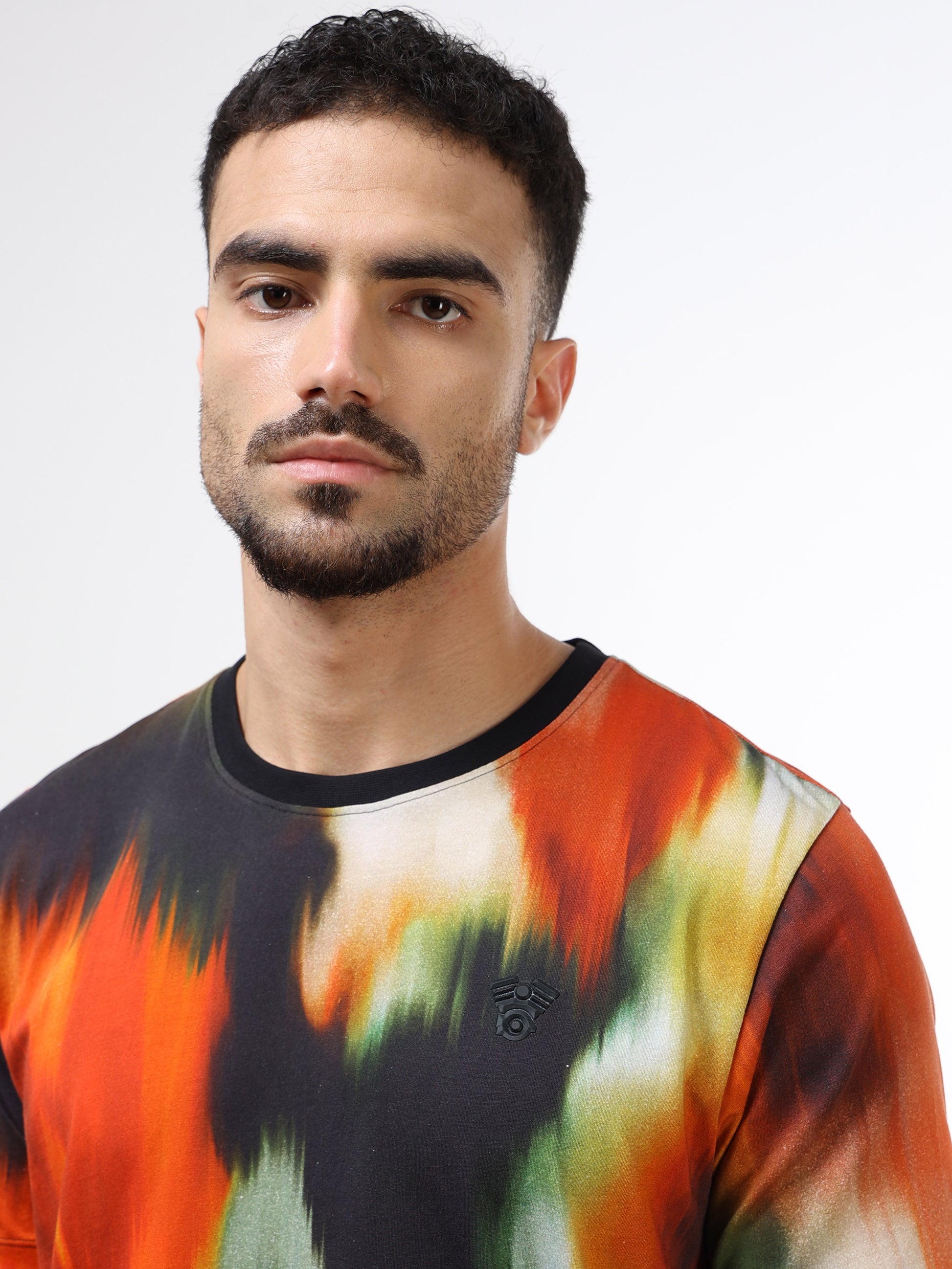 Men’s black t shirt