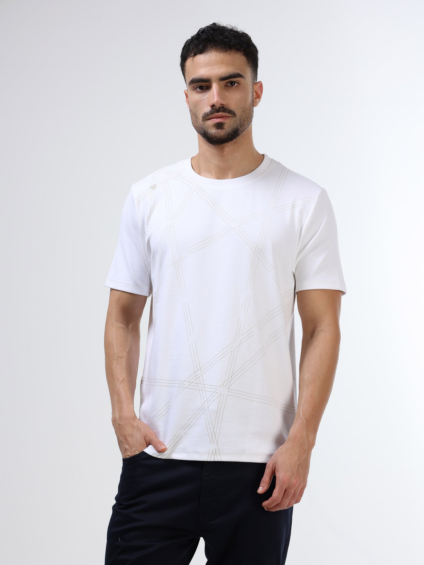 Men’s white t shirt