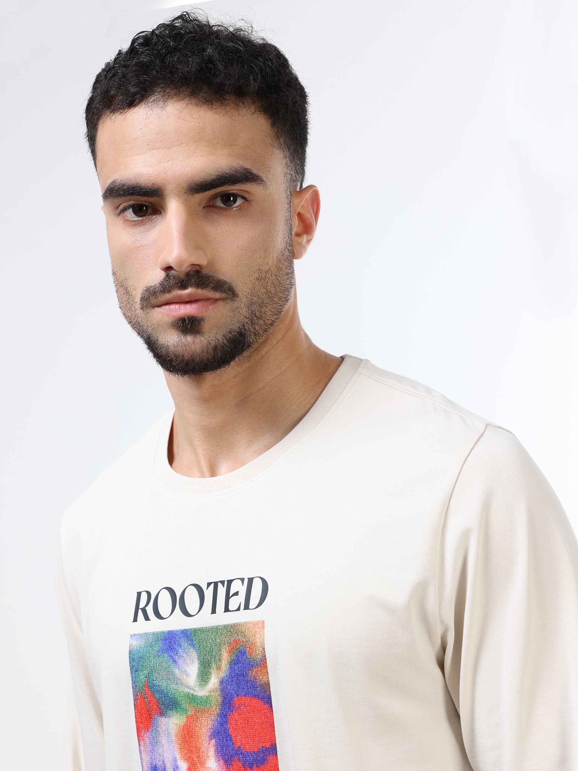 Men’s beige t-shirt