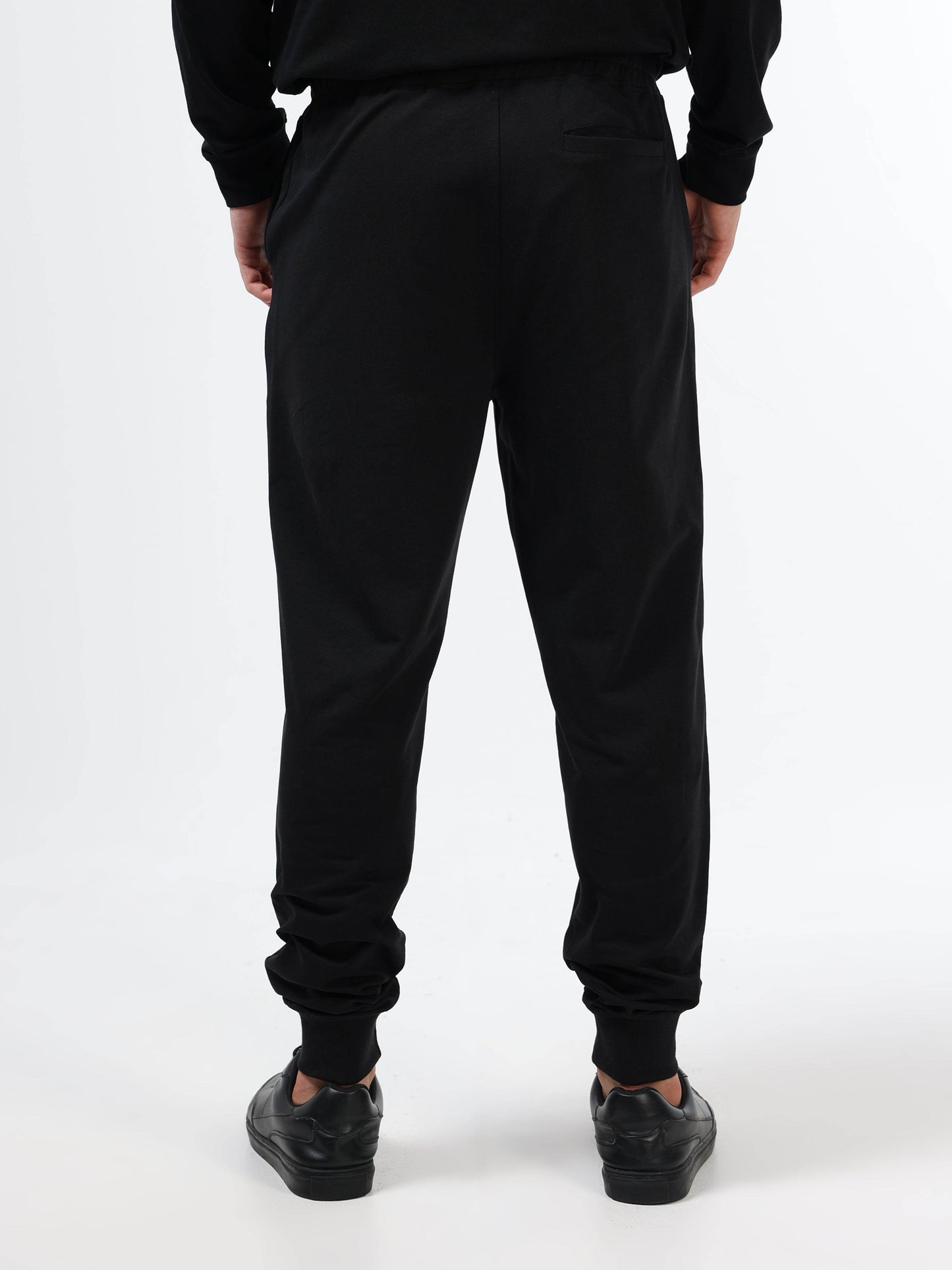Engyne Iconic Emblem Tonal Jogger Black - ENGYNE