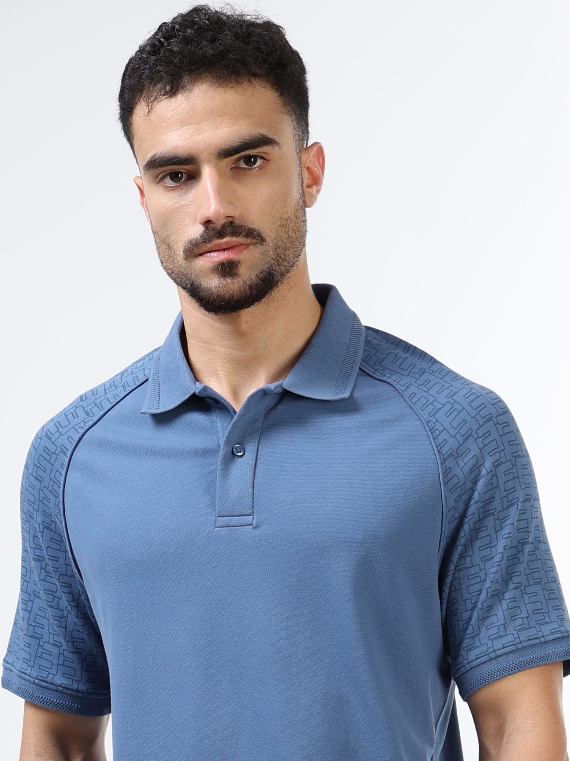 Men's sky blue polo t-shirt with printed raglan sleeves