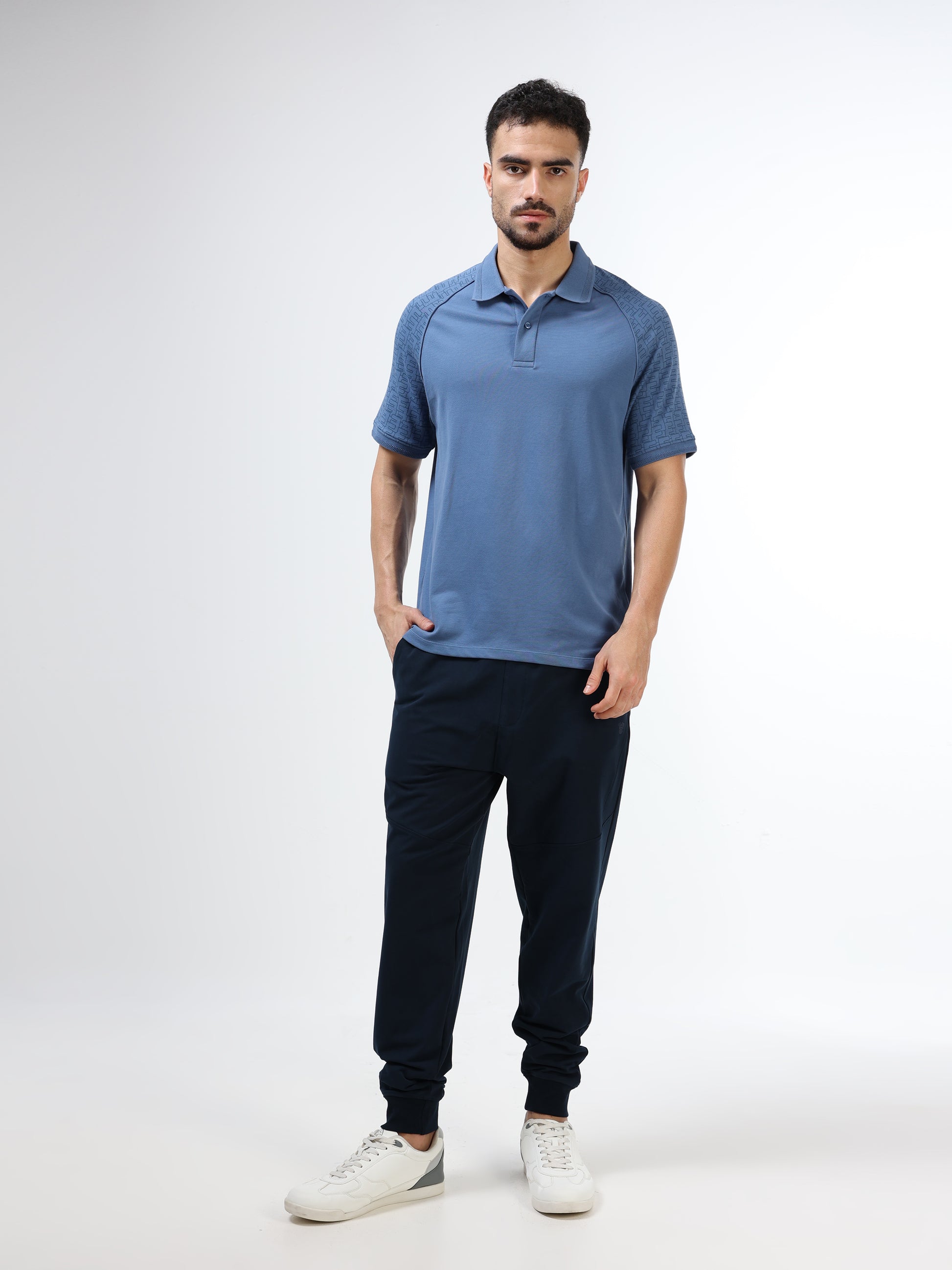 Men's sky blue polo t-shirt with printed raglan sleeves
