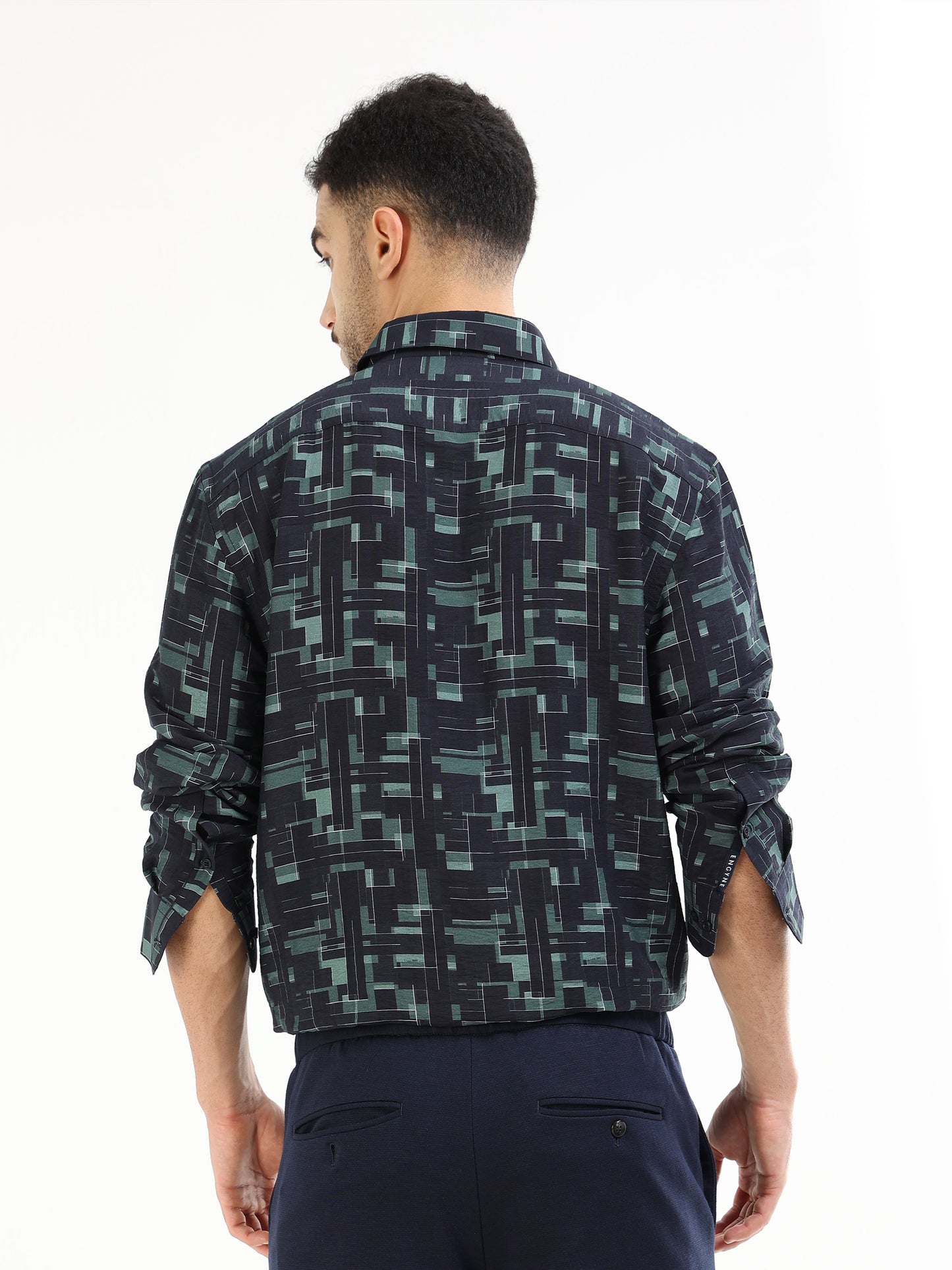 Men’s navy geometric shirt