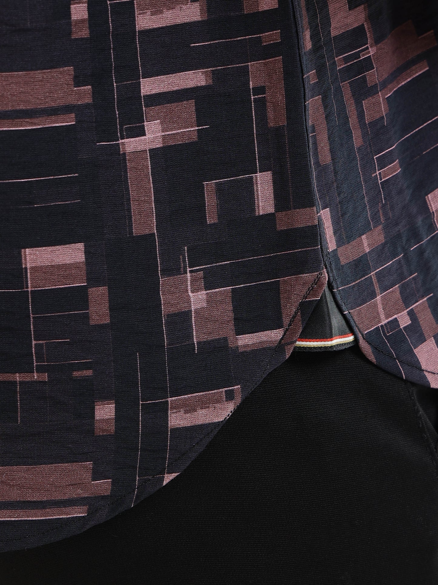 Men’s black geometric shirt