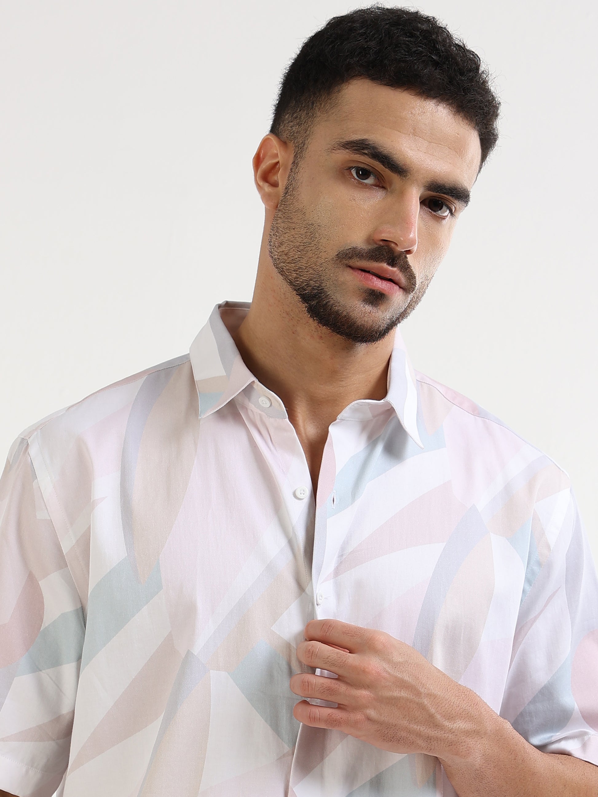Men’s pink abstract shirt