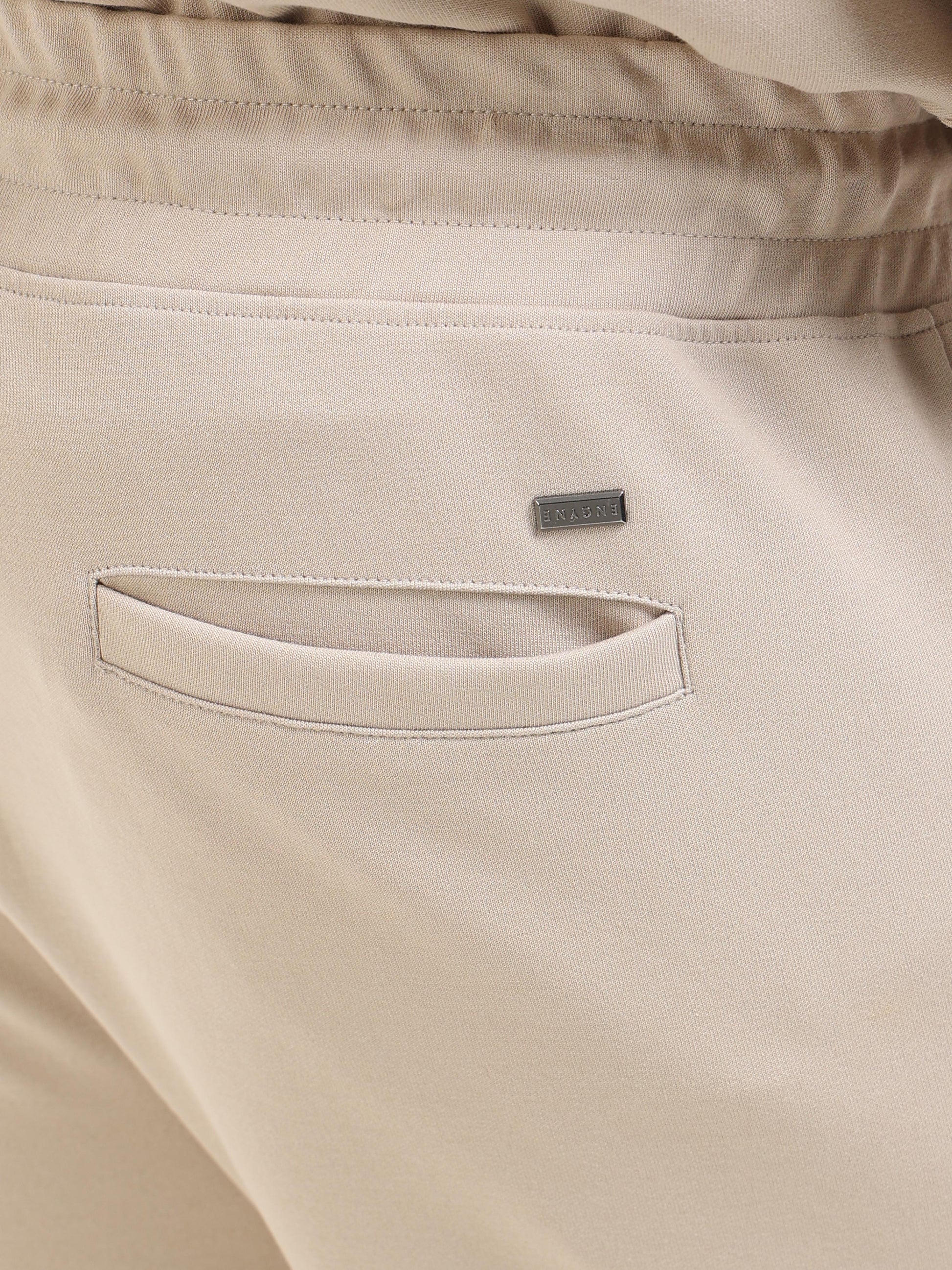 Men’s beige shorts