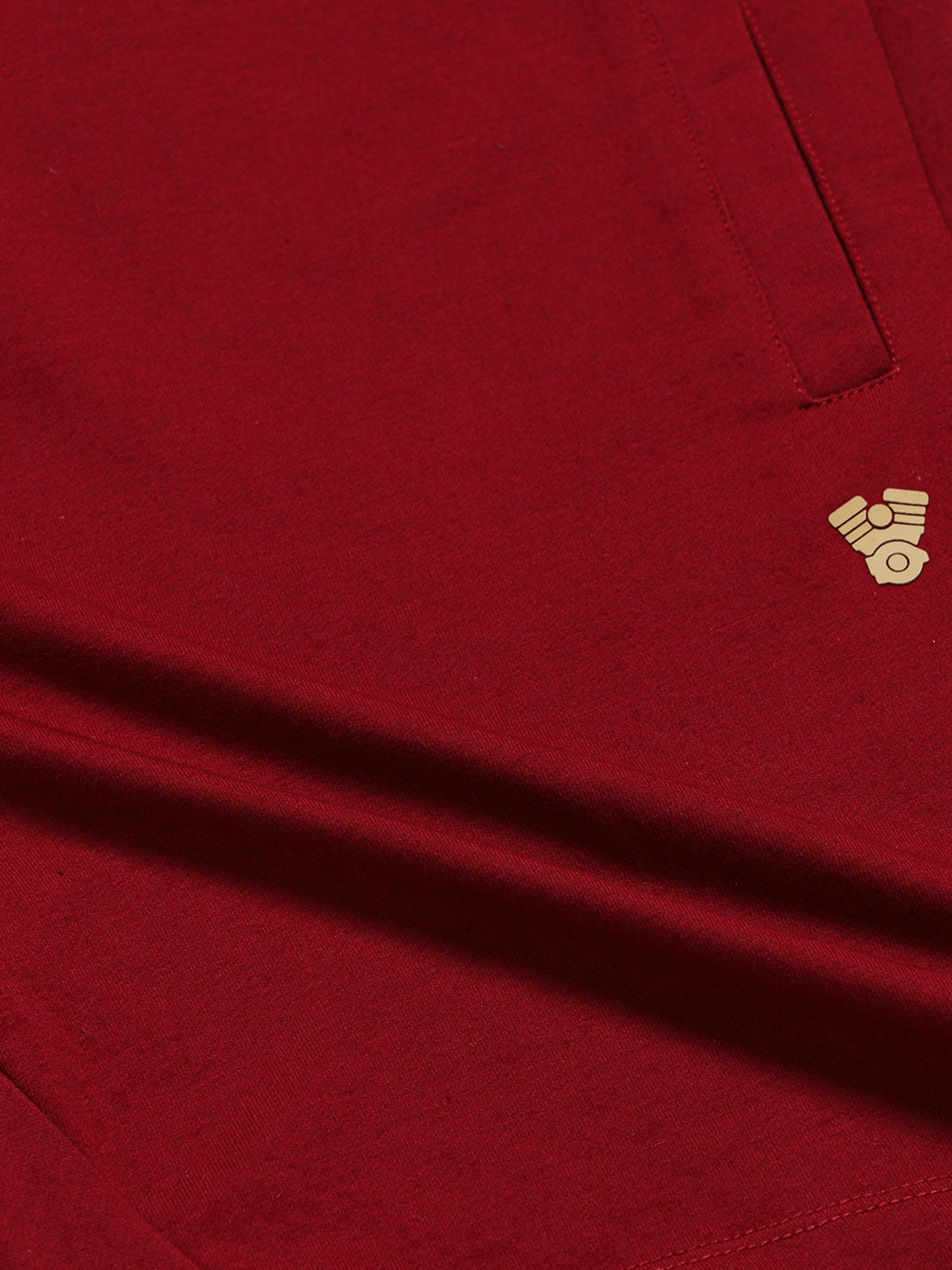 Engyne Essential Shorts with Contrast Iconic Emblem Logo in Rougen Cotton Elastane Loop Knit Red
