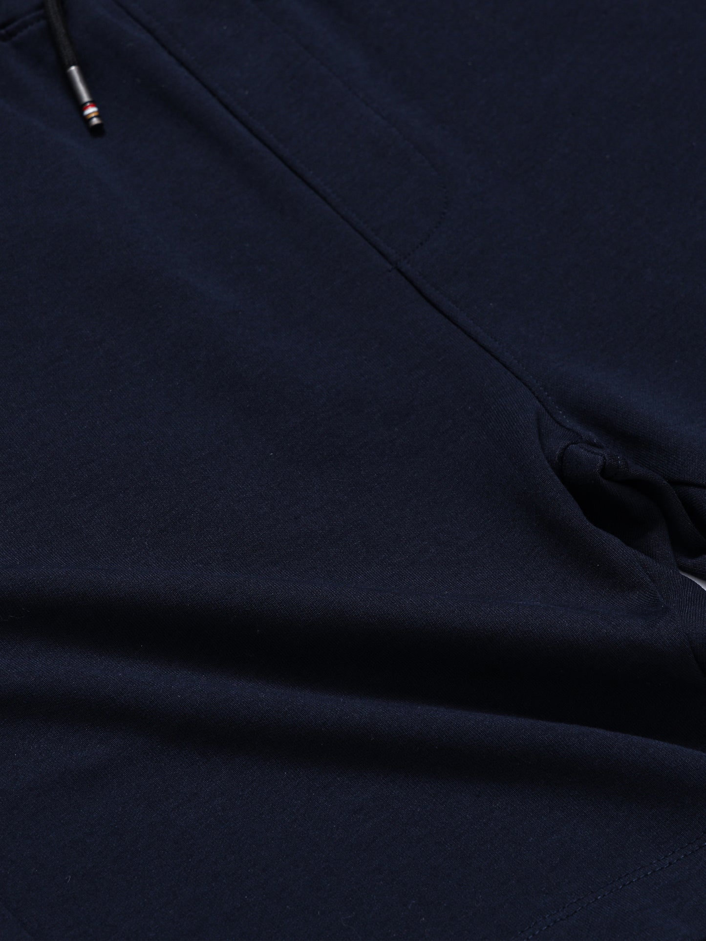 Engyne Essential Shorts with HD Print in Rougen Cotton Poly Elastane Interlock Navy