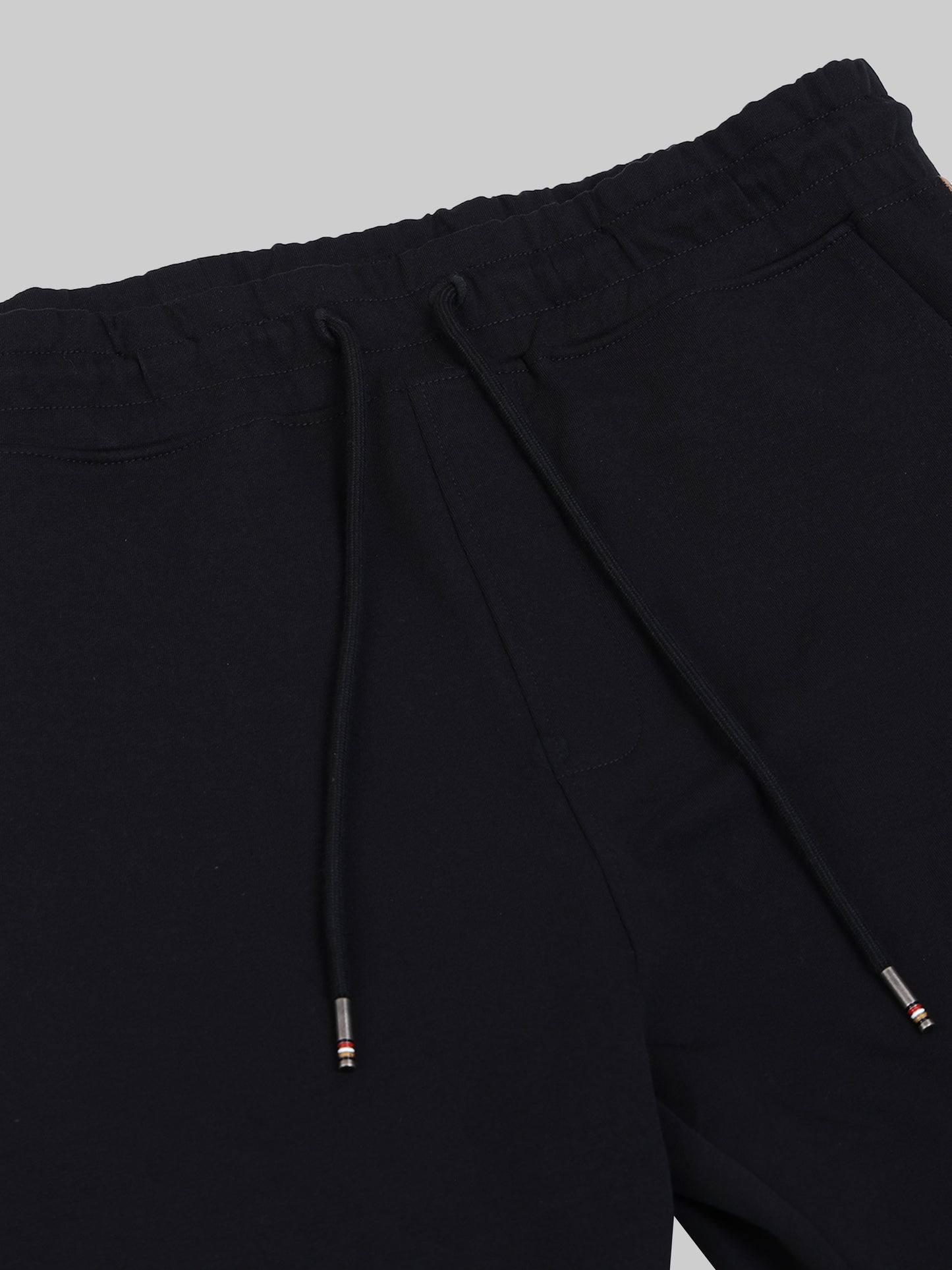 Engyne Contrast Cut & Sew Shorts – Rougen Lycra Loop Knit Black