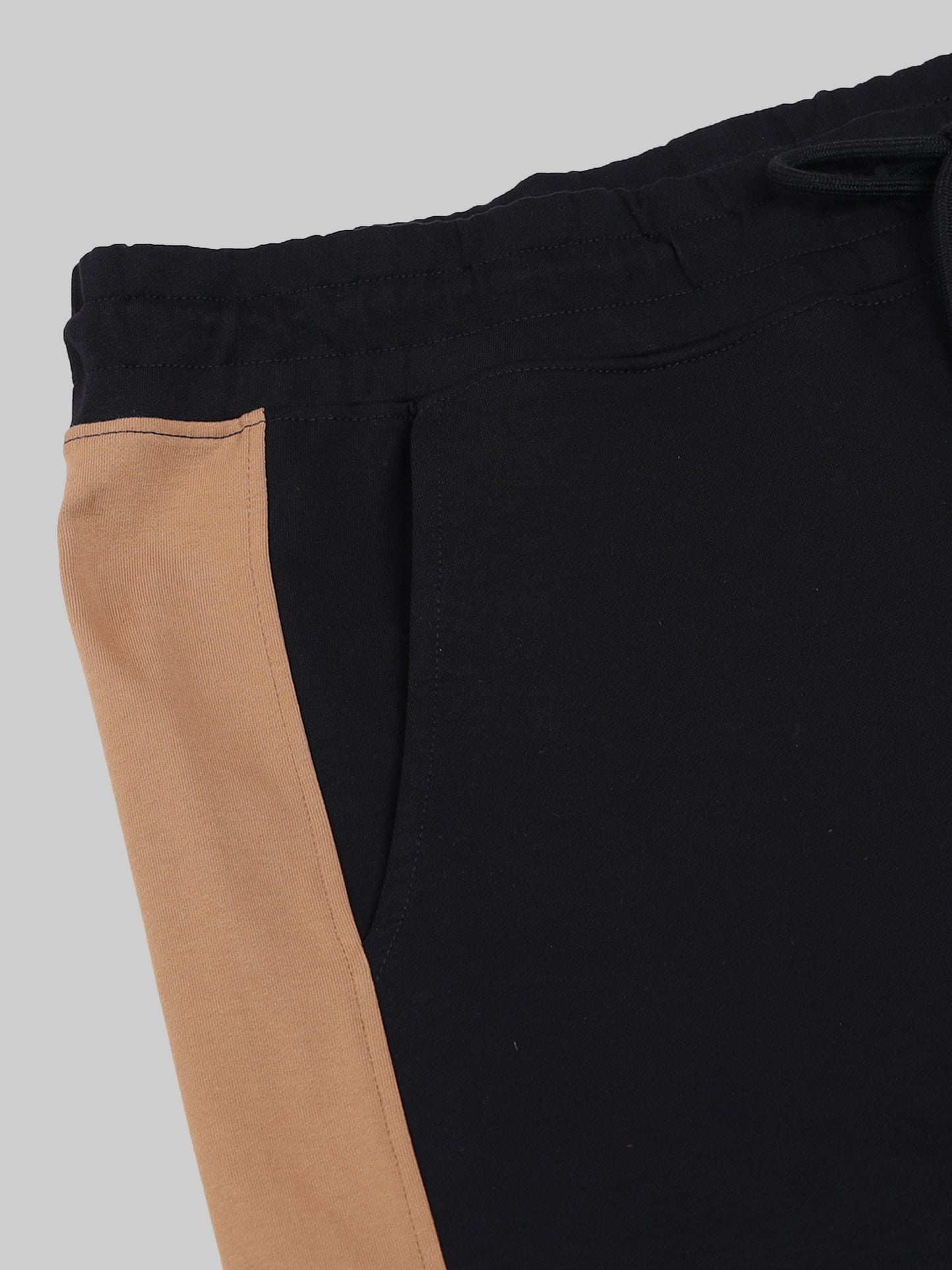Engyne Contrast Cut & Sew Shorts – Rougen Lycra Loop Knit Black