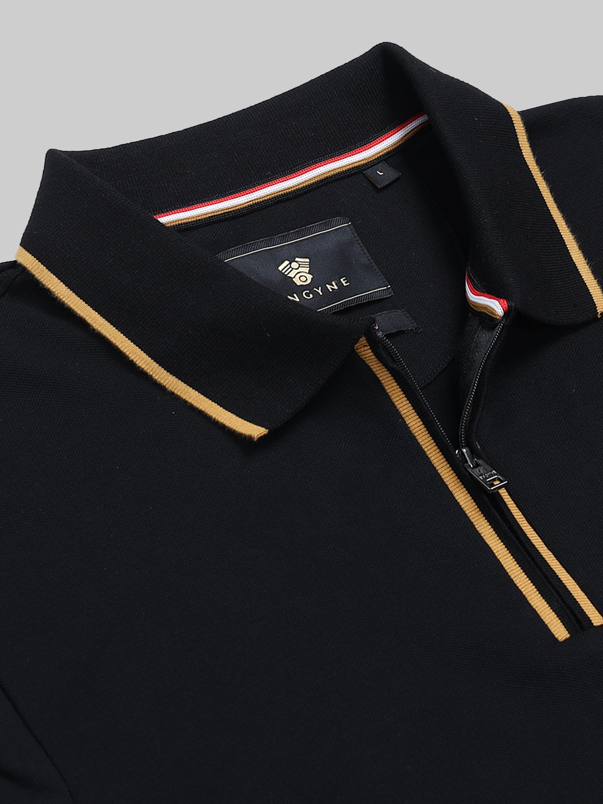 Men’s black polo t-shirt
