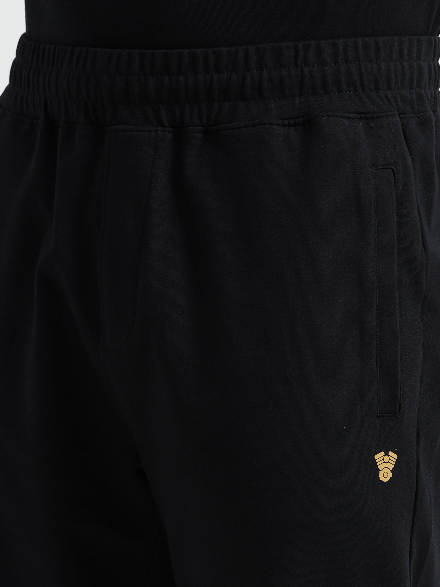Rougen Lycra Men Black Joggers