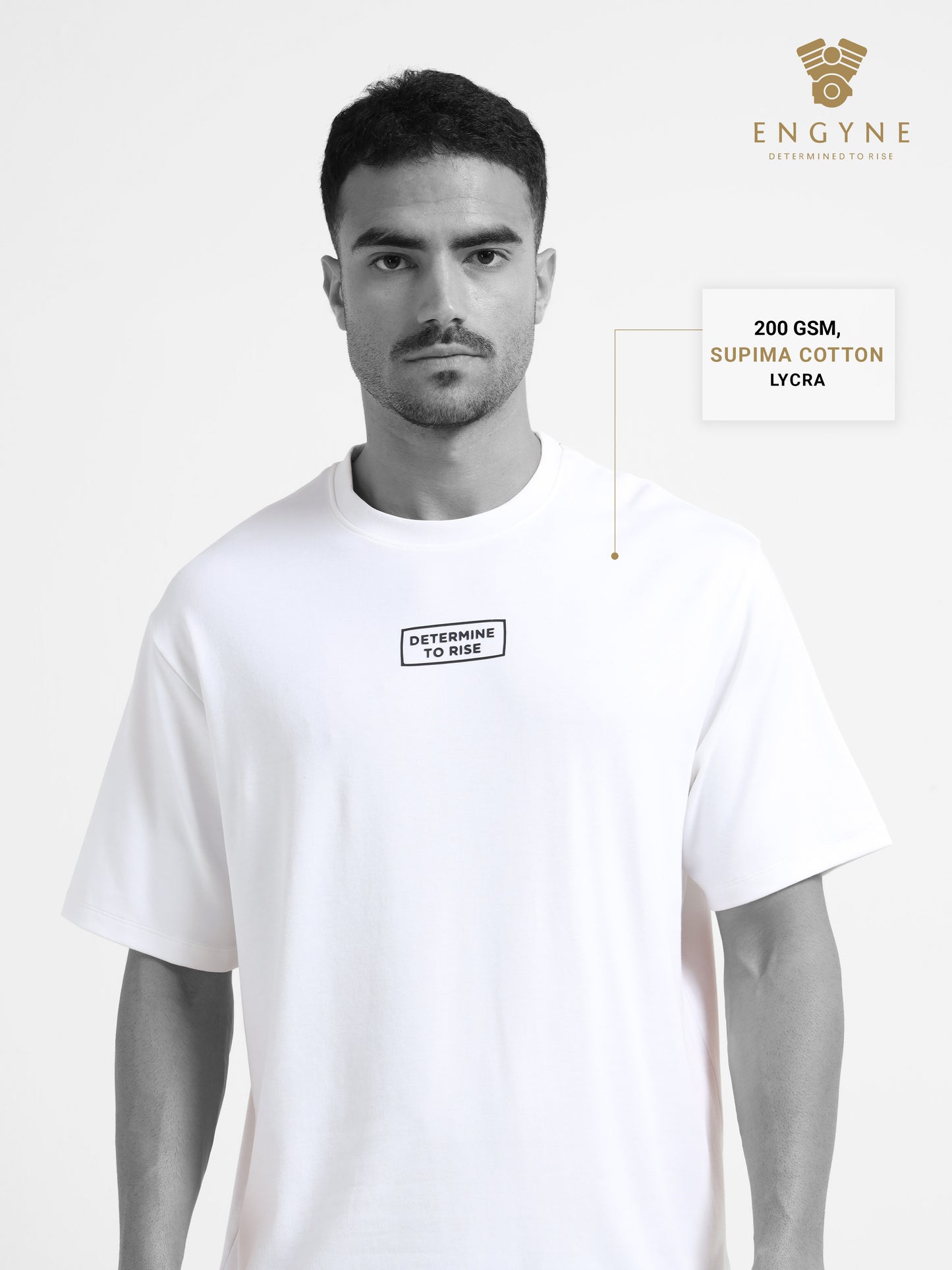 white t shirt

