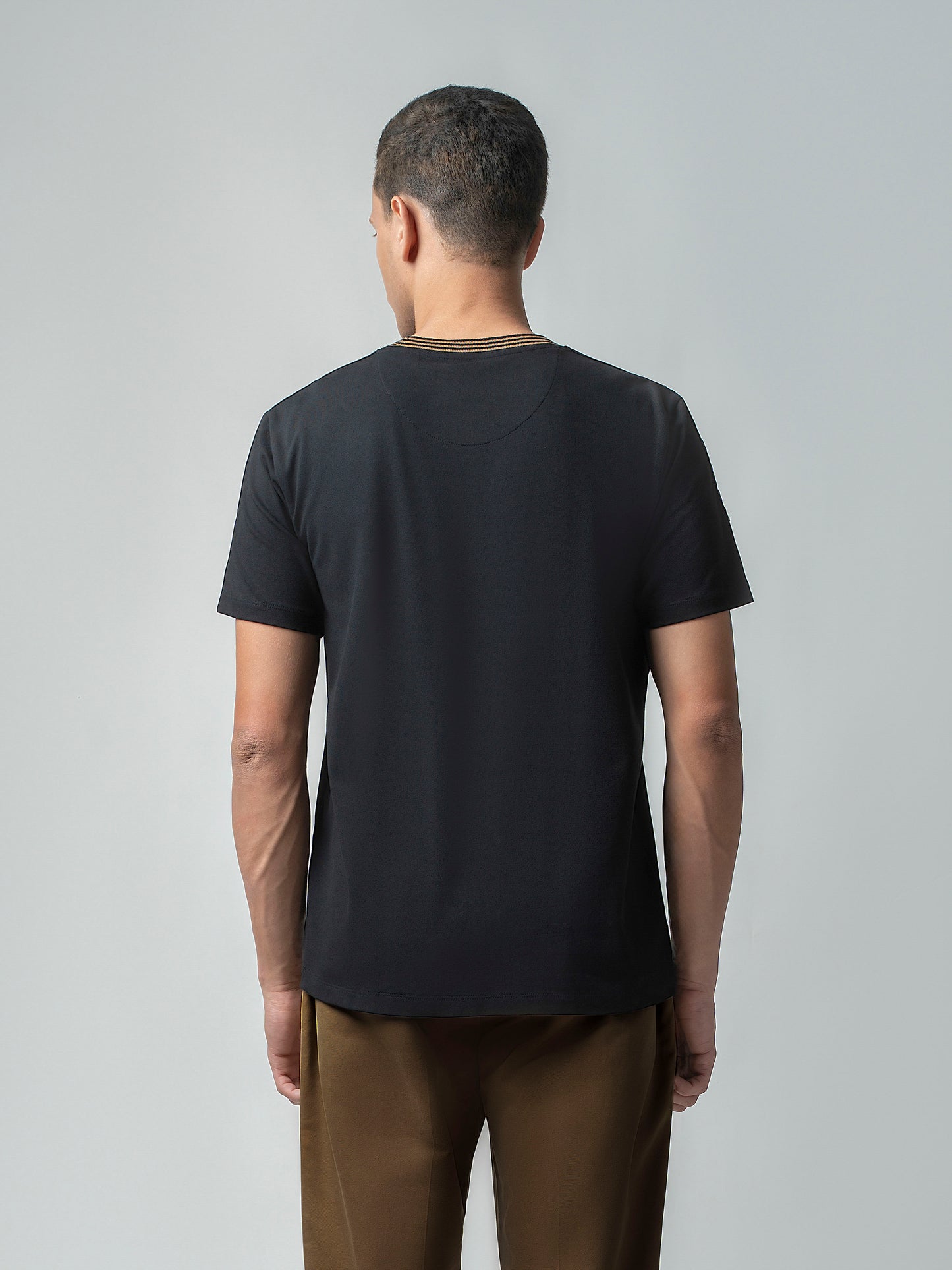Rougen Cotton Lycra Woven Shoulder Tape Black Crew Neck T Shirt